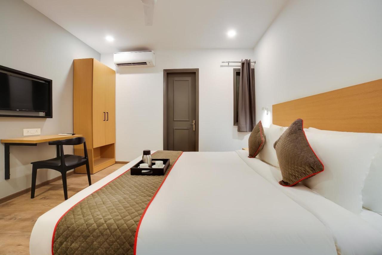 Oyo Townhouse 019 Anand Vihar Hotel New Delhi Ngoại thất bức ảnh