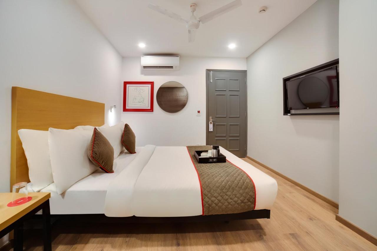 Oyo Townhouse 019 Anand Vihar Hotel New Delhi Ngoại thất bức ảnh