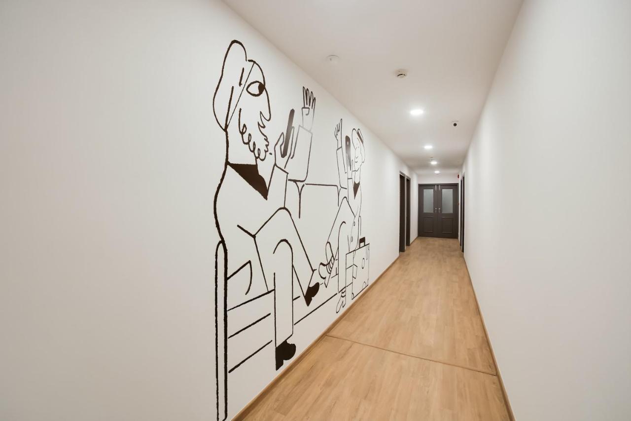 Oyo Townhouse 019 Anand Vihar Hotel New Delhi Ngoại thất bức ảnh
