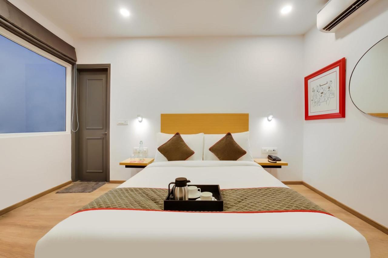 Oyo Townhouse 019 Anand Vihar Hotel New Delhi Ngoại thất bức ảnh