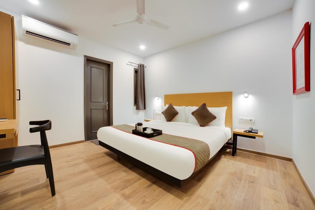 Oyo Townhouse 019 Anand Vihar Hotel New Delhi Ngoại thất bức ảnh